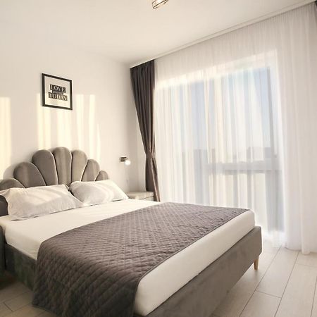 Apartament Prima Nufarul Ralu Орадя Экстерьер фото