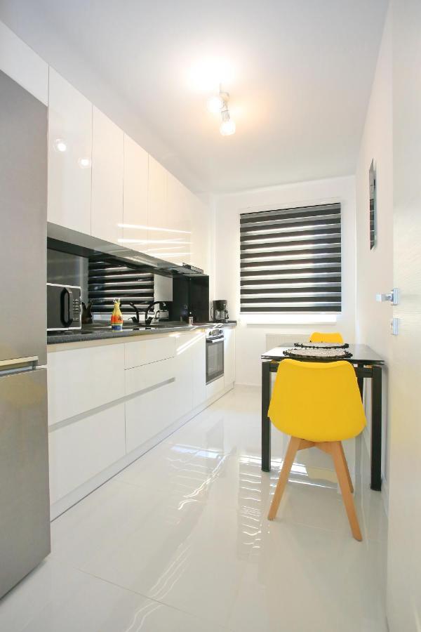 Apartament Prima Nufarul Ralu Орадя Экстерьер фото